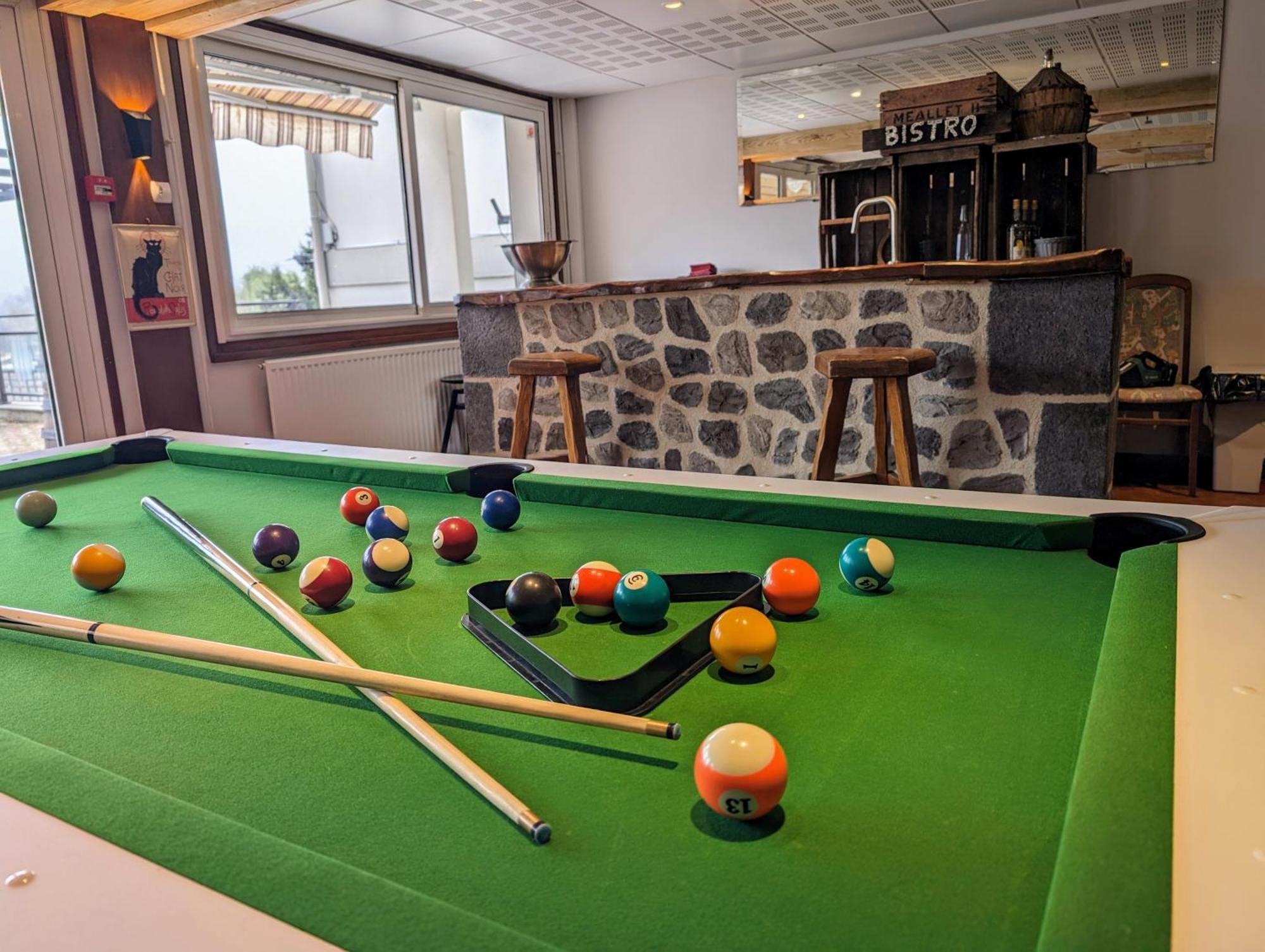 שאמבון-סור-לאק Logis Hotel Le Beau Site מראה חיצוני תמונה