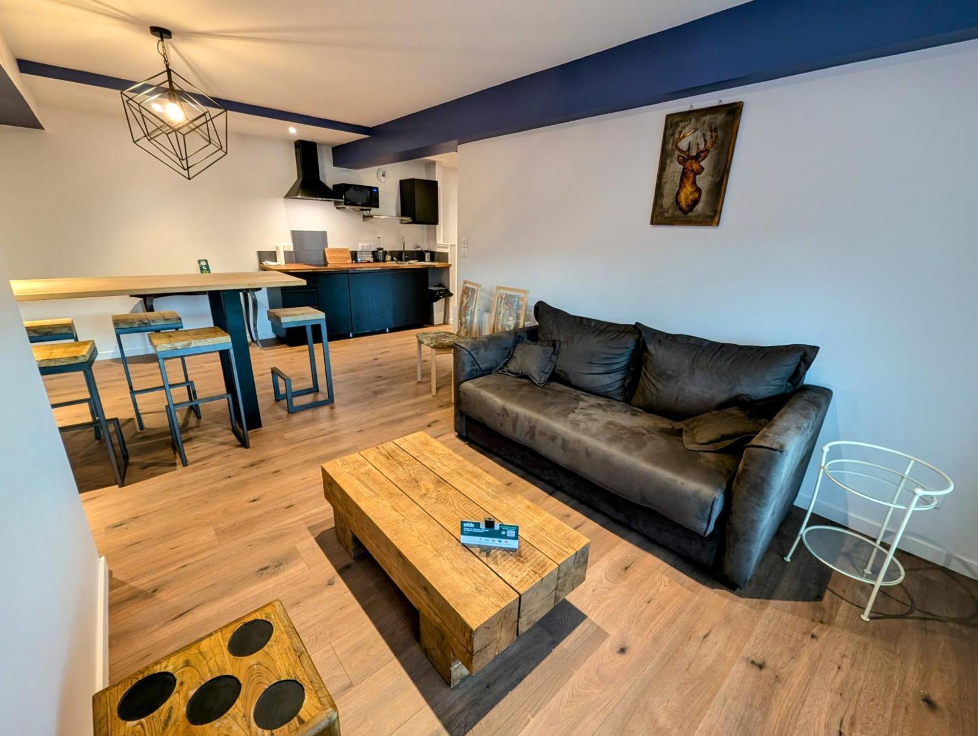 שאמבון-סור-לאק Logis Hotel Le Beau Site מראה חיצוני תמונה